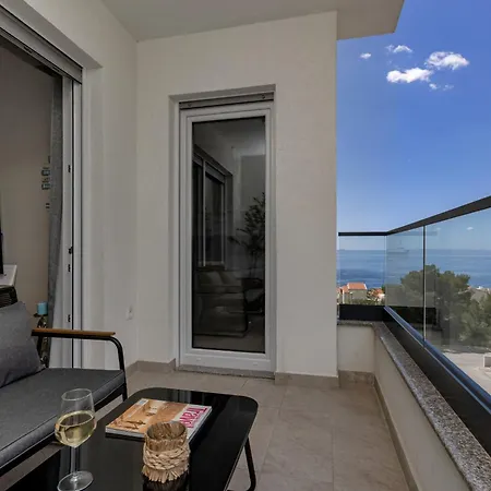 Luxury Iris Appartement *