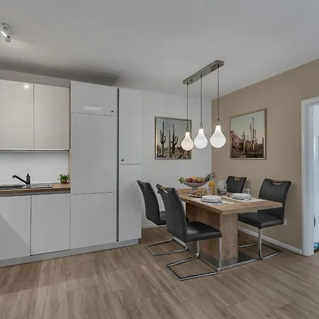 Luxury Iris Appartement *