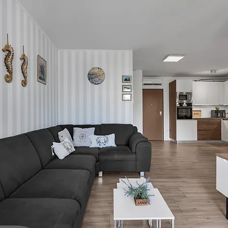 Luxury Iris Appartement Makarska